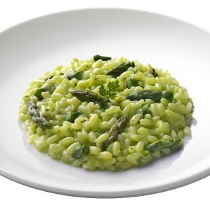 Risotto agli Asparagi con riso Carnaroli e asparagi freschi.